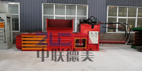 自動塑料瓶打包機(jī)